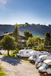 Stellplatz-Richtung-Einfahrt-1      