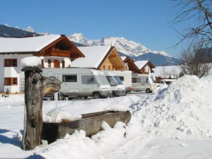 Wunderschoener-Wintertag-am Stellplatz