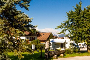 der-Brunnen-am-Vorplatz                